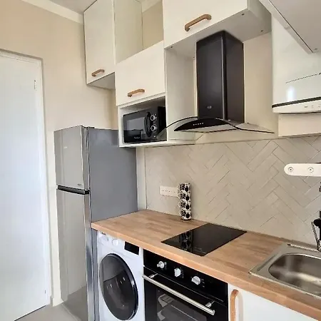 Charmant Appartement T2 * Tolón